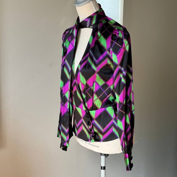 DIANE VON FURSTENBERG Stunning Wrap Wrinkle Free Silk Shirt - Size 4 - Picture 5 of 12